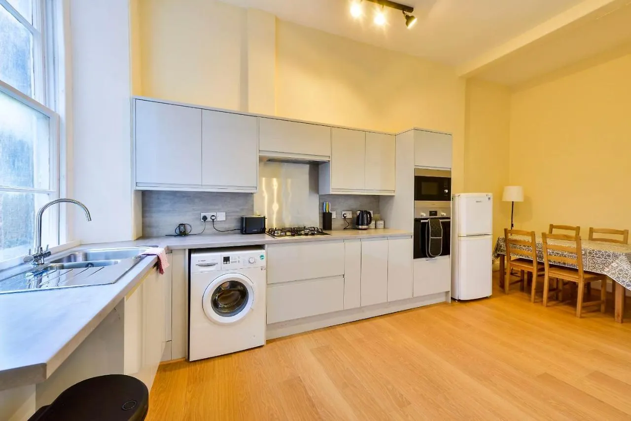 Guestready - Enchanting 2 Bedroom Flat Near Edinburgh'S Old Town Διαμέρισμα Εδιμβούργο
